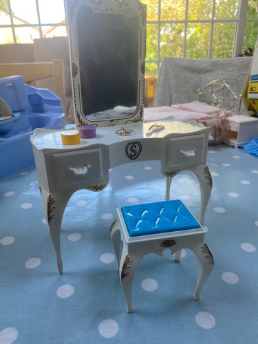 Vintage sindy dressing table - dressing,