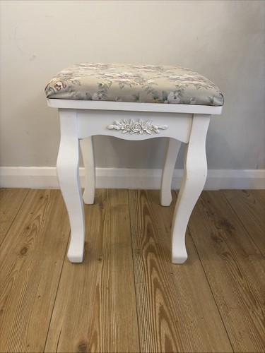Shabby chic white - white, floral